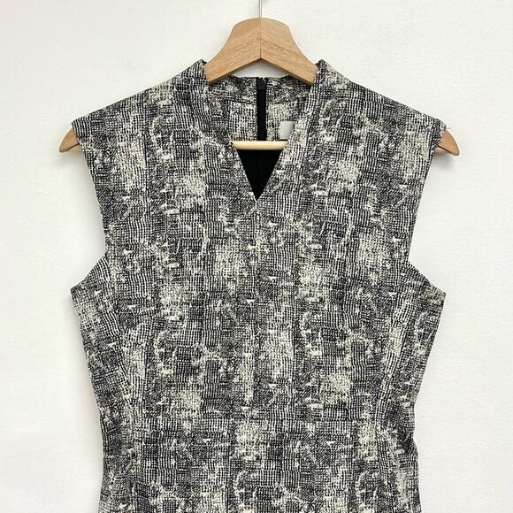 MM LaFleur Aditi Knee-Length Sleeveless Shift Dress Professional Crackle Size 2 - Picture 4 of 15